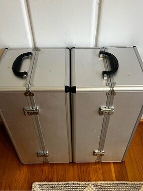 Traveling Wardrobe Case for Dolls